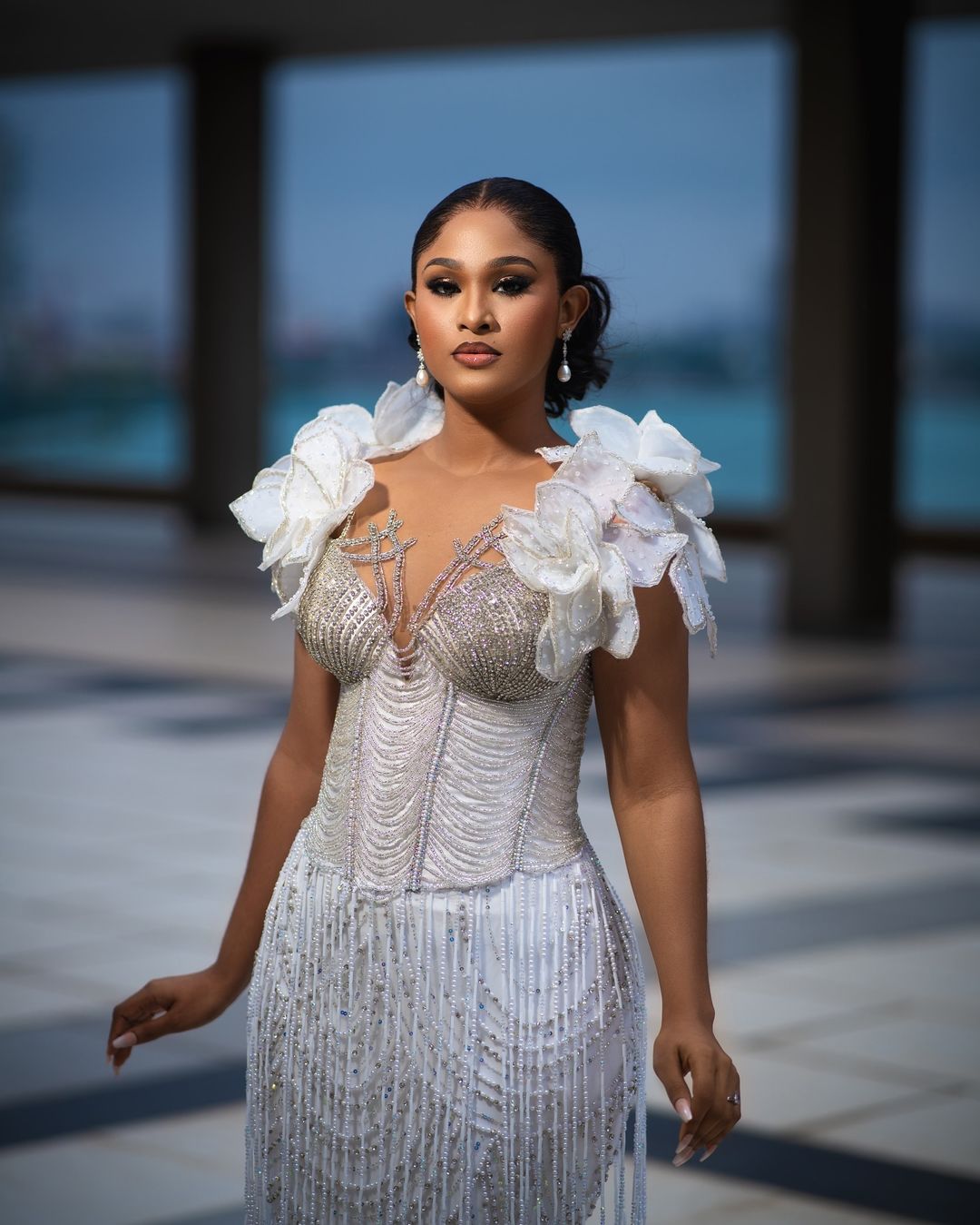 Present Up and Present Out on Your Huge Day With This Gorgeous Inspo