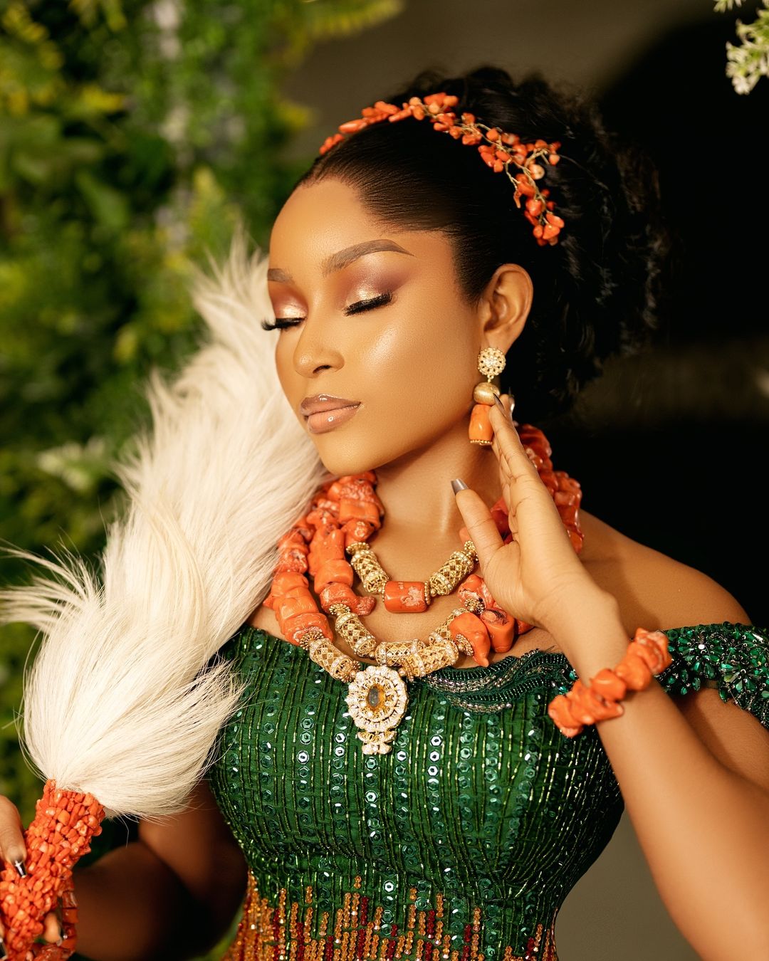This Igbo Magnificence Look is The Excellent Mix of Tradition and Model