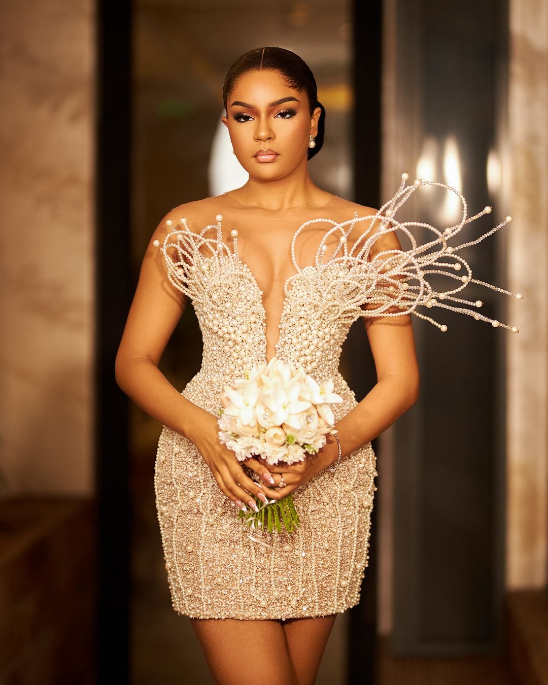 Go for a Mushy and Radiant Glow on Your Large Day With This Inspo