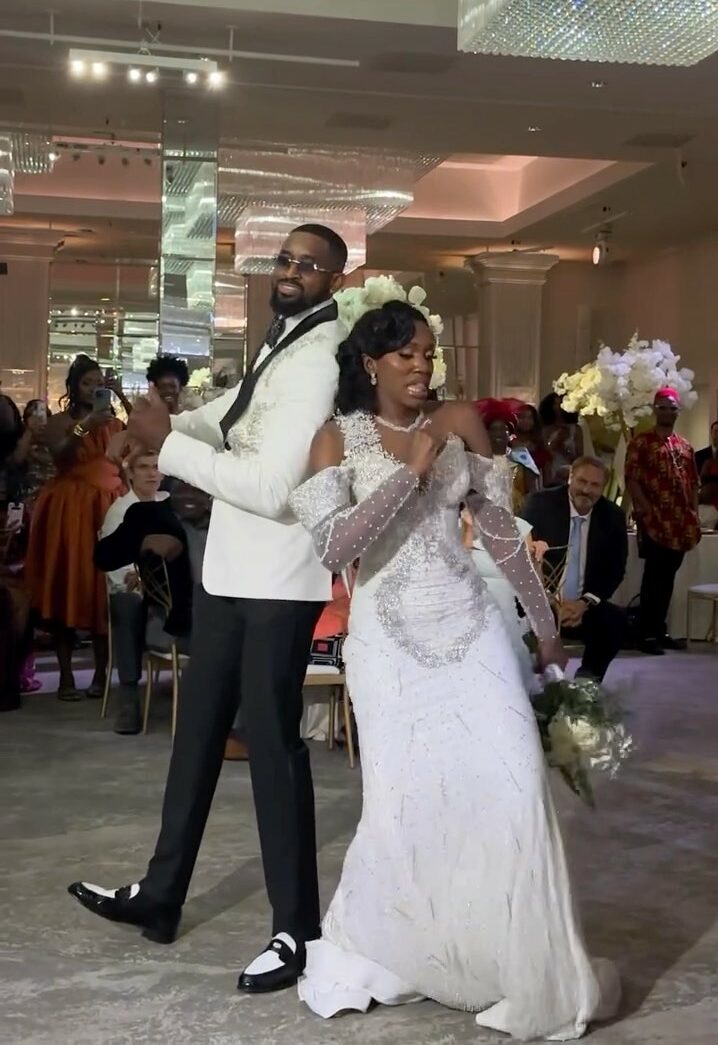 This Couple Completely Match Every Different’s Power – Watch Their Lit Dance Entrance