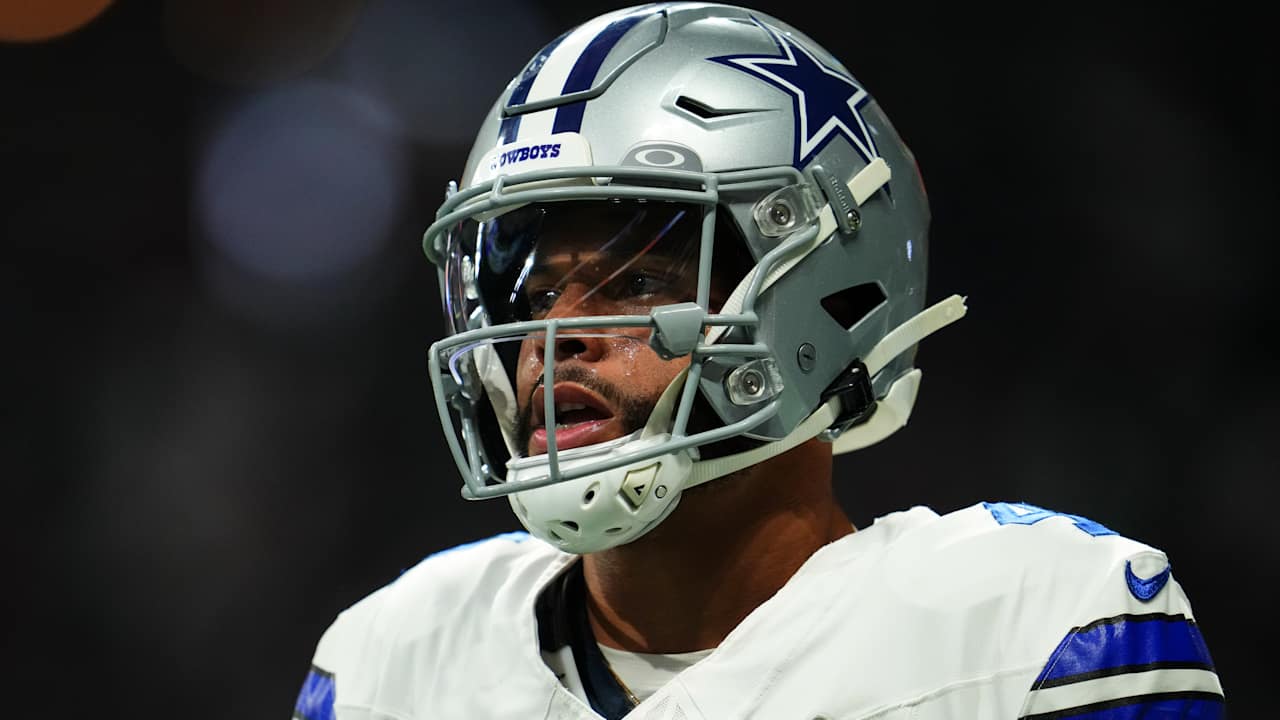 Cowboys QB Dak Prescott suffers hamstring damage in loss to Falcons, will bear MRI on Monday                          Nov 03, 2024