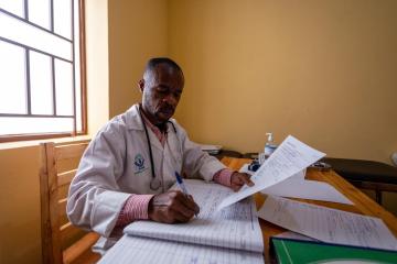 Multi-month HIV therapy dishing out improves care in Rwanda