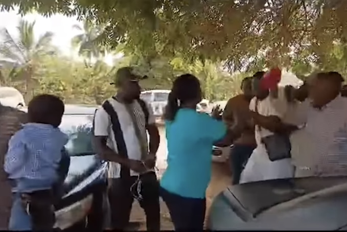 Video – Chaos Erupts At Asene Akroso As NDC Candidate Accuses NPP Chairman Of Cash Distribution Throughout Particular Voting