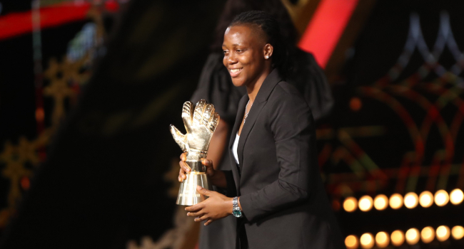 Chiamaka Nnadozie retains CAF Goalkeeper of the 12 months Award