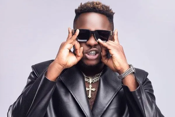 ‘I Have Peace Now’ – Medikal Confirms He’s Relationship Once more