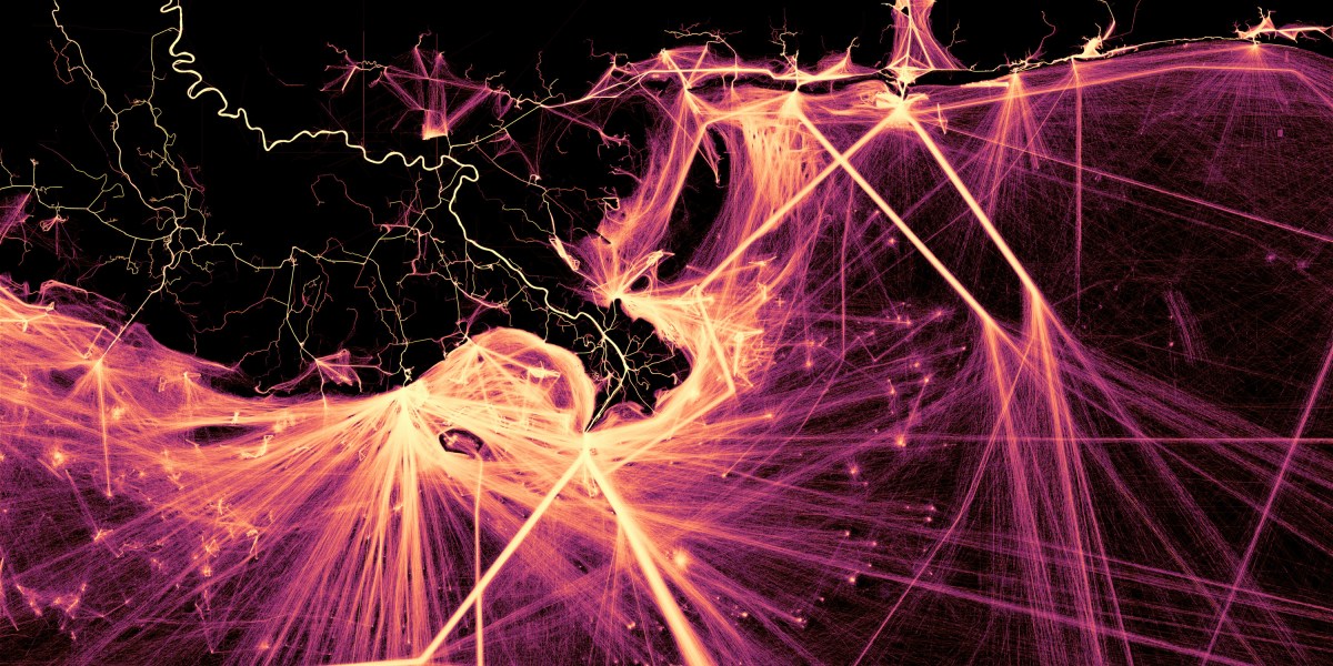 these-beautiful-photos-hint-ships-routes-as-they-transfer.jpg These beautiful photos hint ships’ routes as they transfer