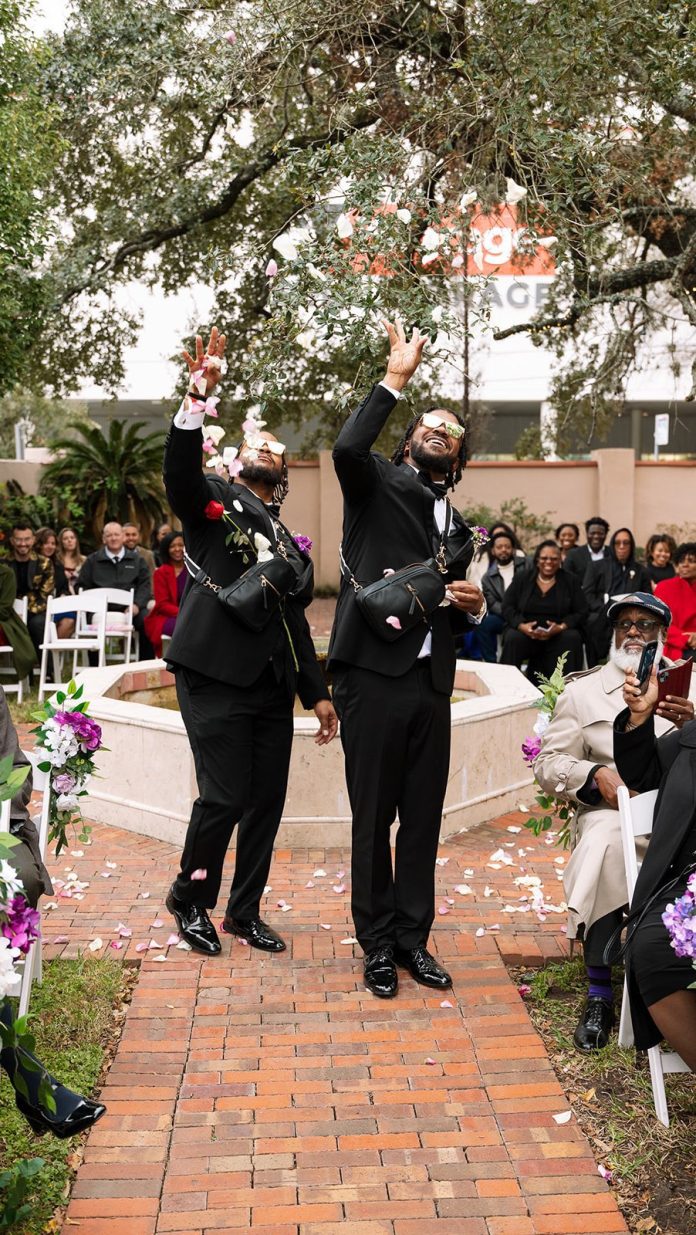 These Flower Bros Completely Handed The Vibe Examine!