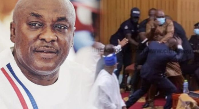 ‘Nana Addo Mafia All people’ – Netizens React To Carlos Ahenkora’s Declare That Akufo-Addo Didn’t  Recognize His Notorious Poll Snatching In Parliament