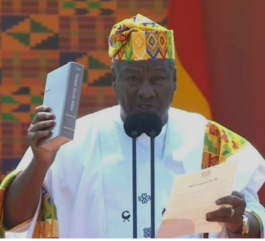 ‘No Time To Waste Kraa!’ – Ghanaians React As President Mahama Sacks All MMDCEs With Speedy Impact