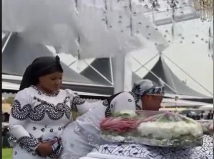 Unhappy Second Empress Gifty Breaks Down in Tears at Mum’s Funeral