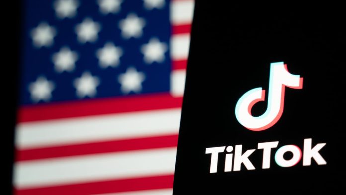 TikTok restoring service to U.S. customers after blocking it for thousands and thousands 