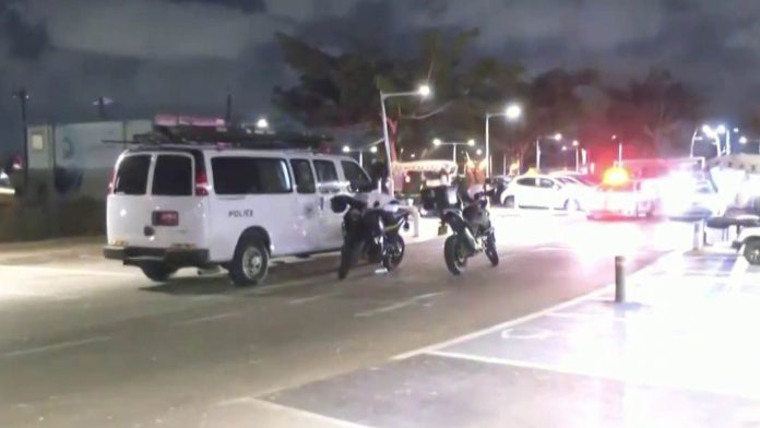 Three Israeli hostages arrive at hospital as ceasefire begins