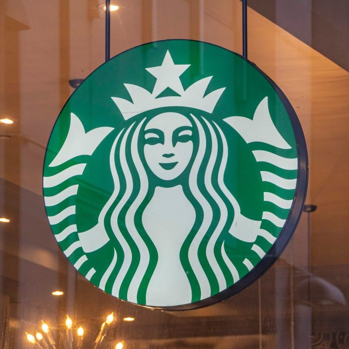 Starbucks Is Bringing Again Its Free Refills and Different Common Perks