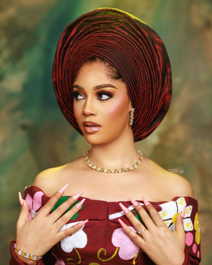 Mix Custom & Trendy Magnificence in a Wonderful Combine With This Trad Look