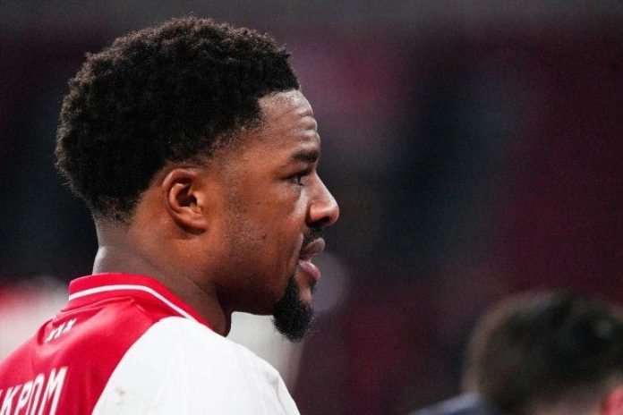 “Boosts confidence” – All the things LOSC Lille boss mentioned after Chuba Akpom scored on his debut