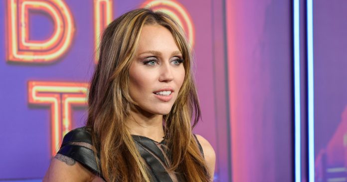 Cher, Woman Gaga, Miley Cyrus, Snoop Dogg: ‘Saturday Night time Reside’ is feted with a live performance for the ages