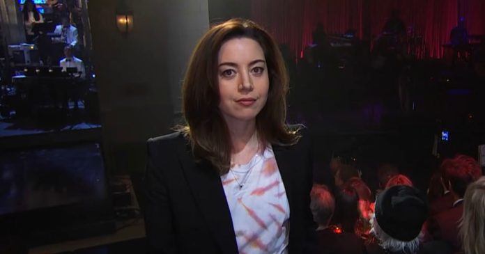 Aubrey Plaza makes first public look on ‘SNL50’ since husband Jeff Baena’s demise