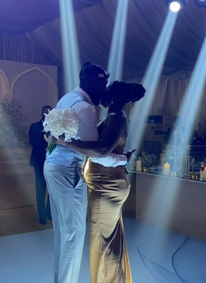 Watch How This Wedding ceremony Bouquet Toss Turned Right into a Love Match!