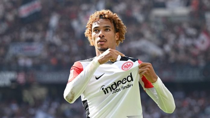 Arsenal, Chelsea flip consideration to Ekitike amid Newcastle stance on Isak