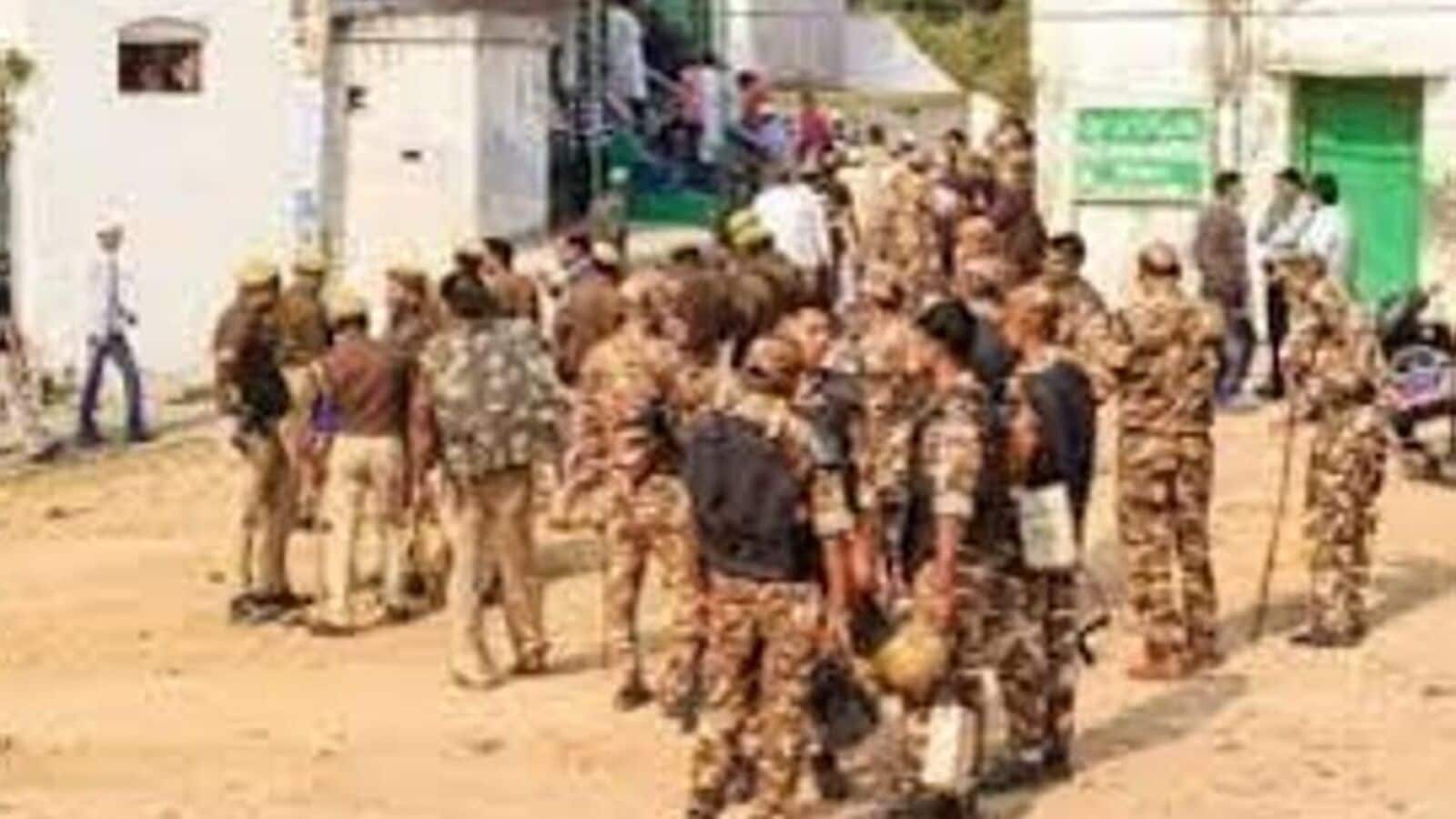 sambhal-violence-key-weapons-provider-arrested-police-says-conspiracy-was-hatched-to-remov67b797ff47384.jpg Sambhal Violence: Key weapons provider arrested; police says conspiracy was hatched to remove lawyer