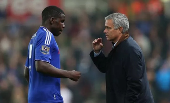 im-not-kurt-zouma-jose-mourinho-prefers-canines-however-has-no-downside-with-cats-video.jpg “I’m not Kurt Zouma!” – Jose Mourinho prefers canines however has no downside with cats (Video)