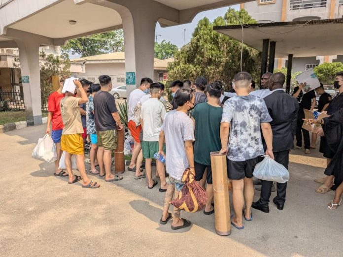 18 Further Chinese language Nationals Face Cyberterrorism and Fraud Expenses in Lagos