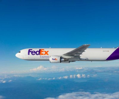 FddEx cargo aircraft makes emergency touchdown in Newark after fowl strike