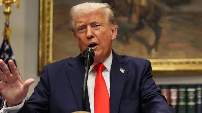 Donald Trump publicizes 25% tariffs on Canada and Mexican imports, efficient March 4