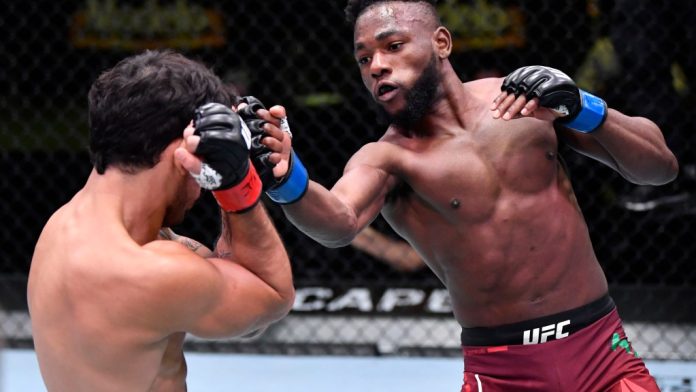 Manel Kape breaks down UFC champ Alexandre Pantoja’s flaws – to his face – in respectful change