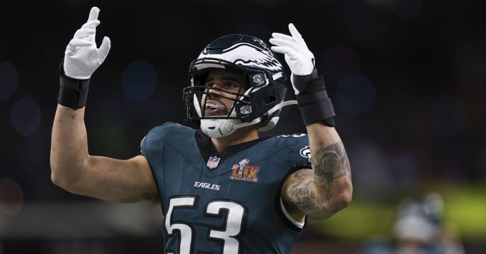 Zack Baun, Eagles reportedly comply with three-year contract