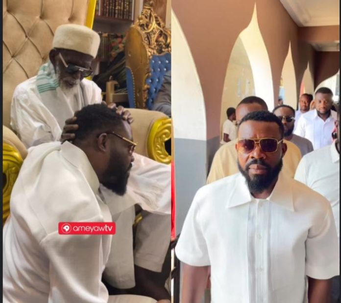 Richard Quaye Donates Ghc 100,000 and Assorted Meals Objects to Nationwide Chief Iman in First Public Look Since GRA Controversy