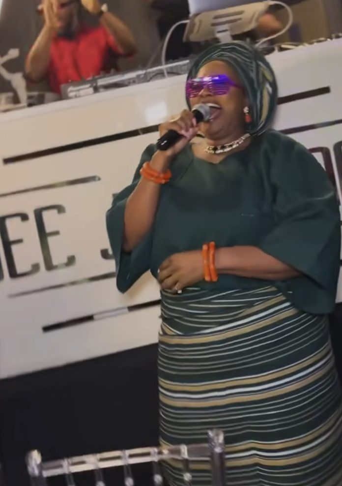 This Bride’s Mother Got here By With Lit Vitality on the After-Get together