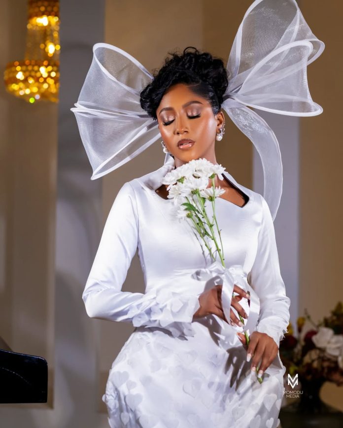 Exude Timeless Magnificence on Your Civil Wedding ceremony with This Stylish Inspo
