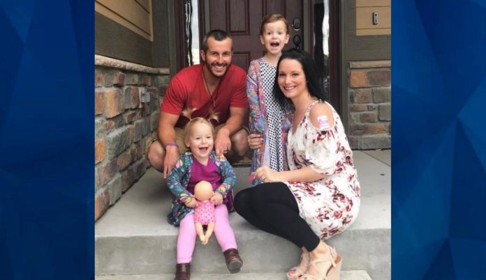 ‘I Was Tempted by a Harlot’: Killer Chris Watts Pens Letters to God in Jail, Claims Spouse and ‘Evil Girls’ Drove Him to Homicide