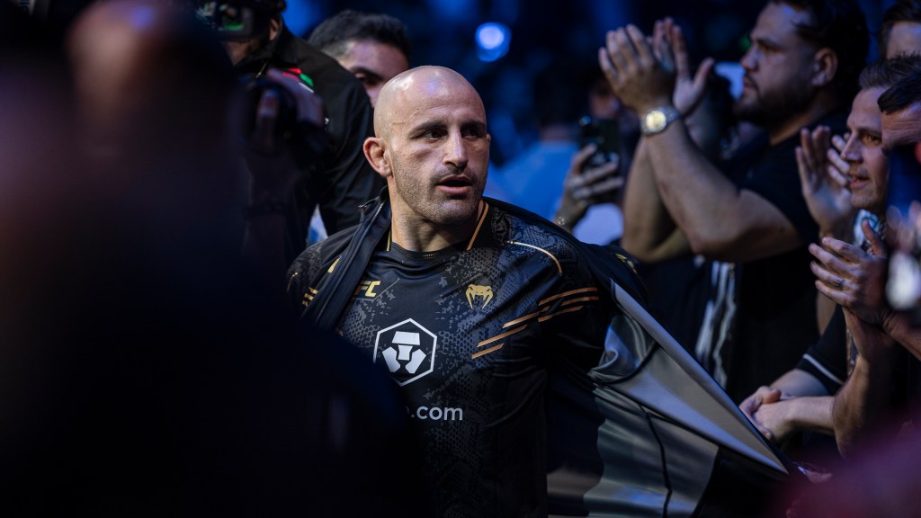 what-time-is-alexander-volkanovski-vs-diego-lopes-walkouts-for-ufc-314-most-important-occasion.jpg What time is Alexander Volkanovski vs. Diego Lopes? Walkouts for UFC 314 most important occasion