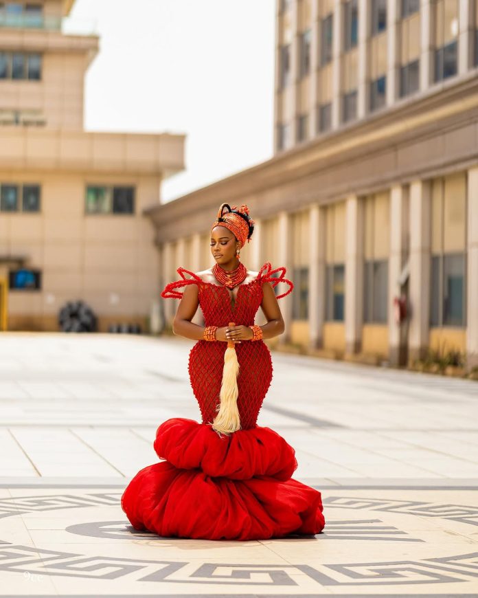 Channel Regal Perfection on Your Edo Trad With This Inspo