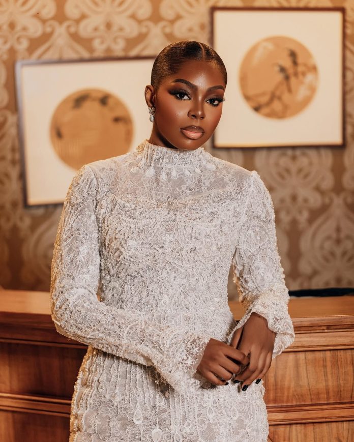 Wish to Mix Simplicity and Type on Your Large Day? This Inspo Is for You!