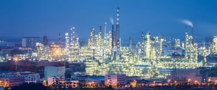 China Plastics Makers Danger Closures as Tariffs Hit Feedstock Imports