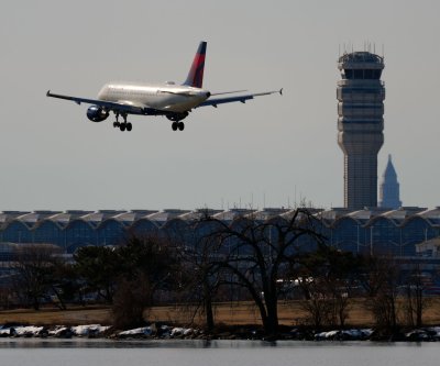 planes-pressured-into-go-arounds-after-military-helicopters-scenic-path-to-pentagon.jpg Planes pressured into ‘go-arounds’ after Military helicopter’s ‘scenic’ path to Pentagon