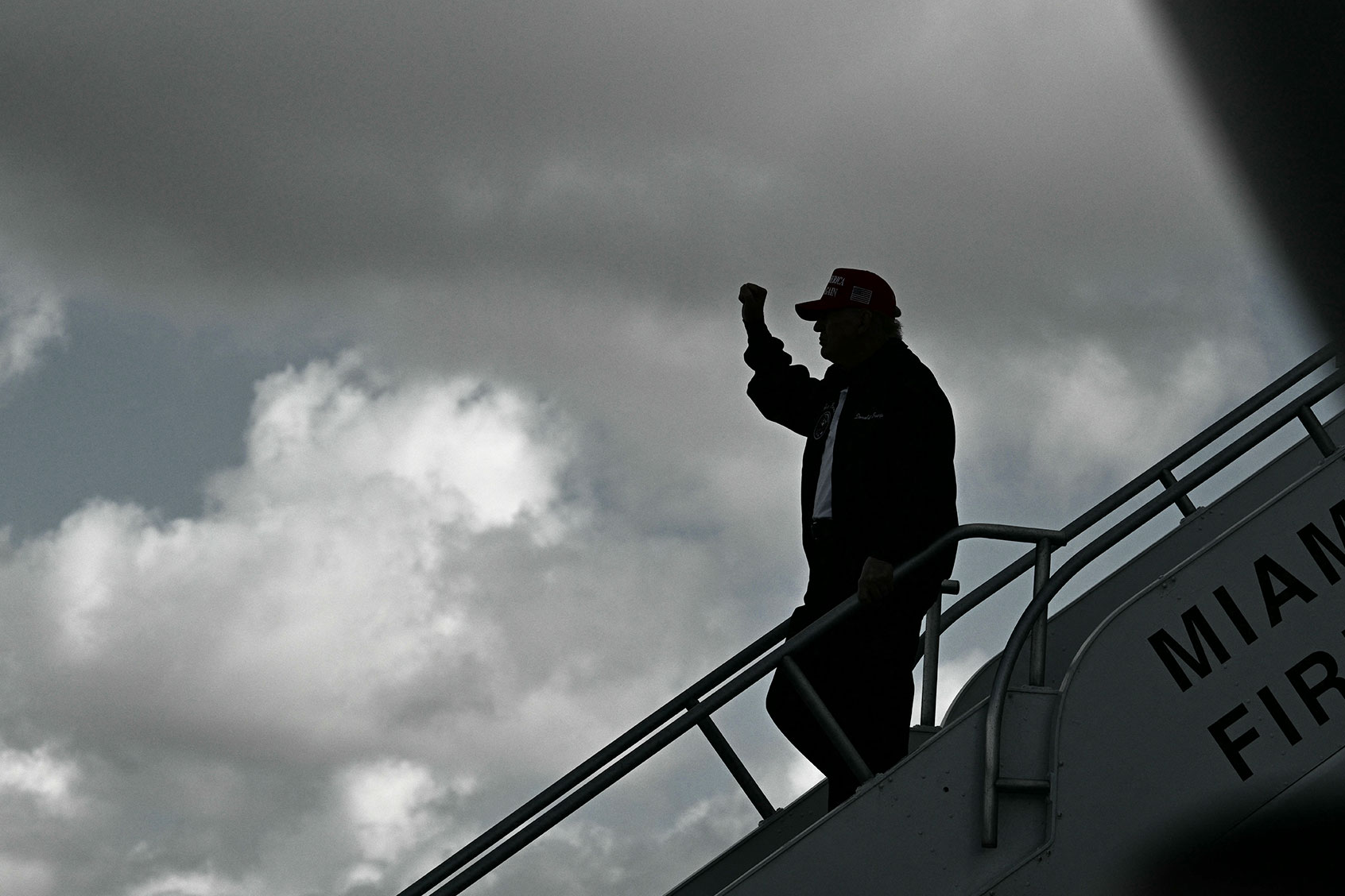 trumps-new-airplane-is-a-flying-palace-from-qatar-royal-household.jpg Trump’s new airplane is “a flying palace” from Qatar royal household
