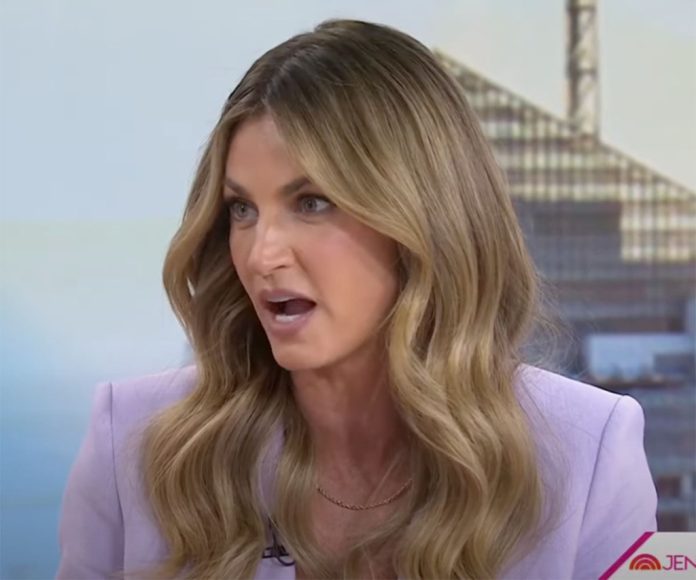 Erin Andrews tried to drag Invoice Belichick-Jordon Hudson intel out of colleague Tom Brady