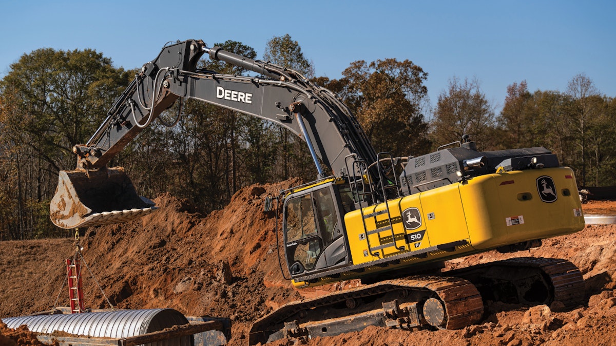 deeres-new-510-p-tier-excavator-delivers-an-effectivity-increase.jpg Deere’s New 510 P-Tier Excavator Delivers an Effectivity Increase