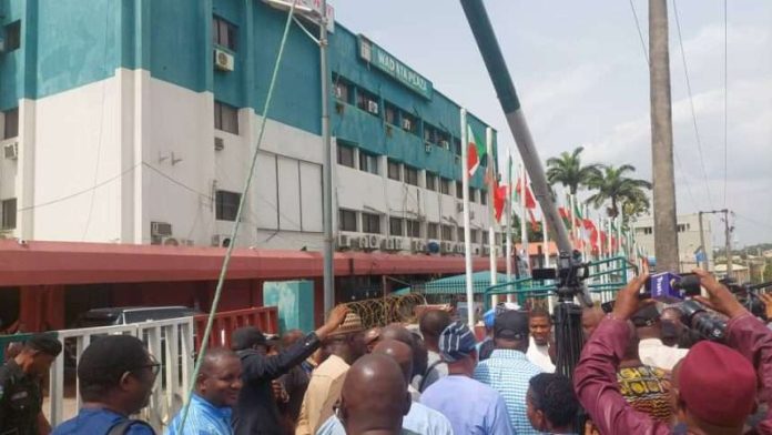 BREAKING: FCTA Seals PDP Nationwide Headquarters Over Unpaid Hire