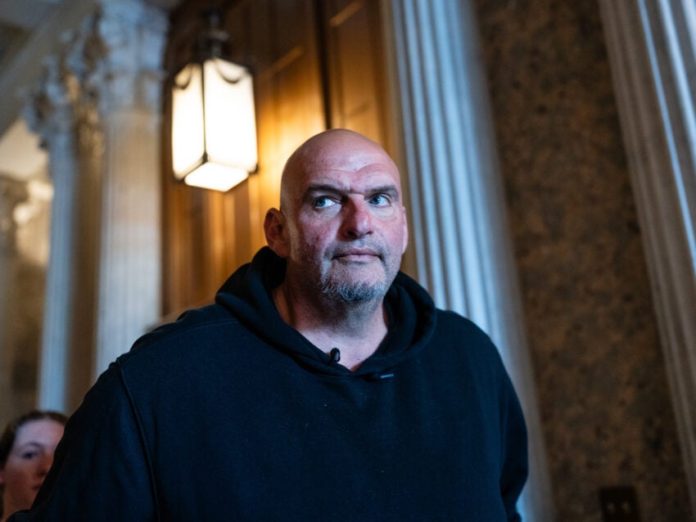 Democratic senator John Fetterman praises Trump on Iran, metal throughout occasion at Kennedy Institute