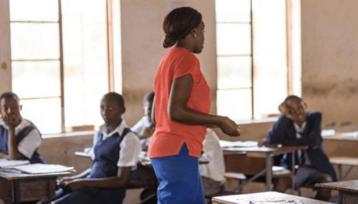 Academics caught in analogue mode hinder digital schooling drive