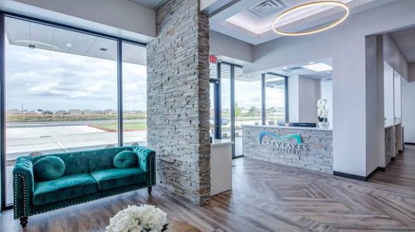 katy-lakes-dentistry-brings-a-clear-path-to-confidence-with-invisalign-in-katy-tx.jpeg Katy Lakes Dentistry Brings a Clear Path to Confidence with Invisalign in Katy TX