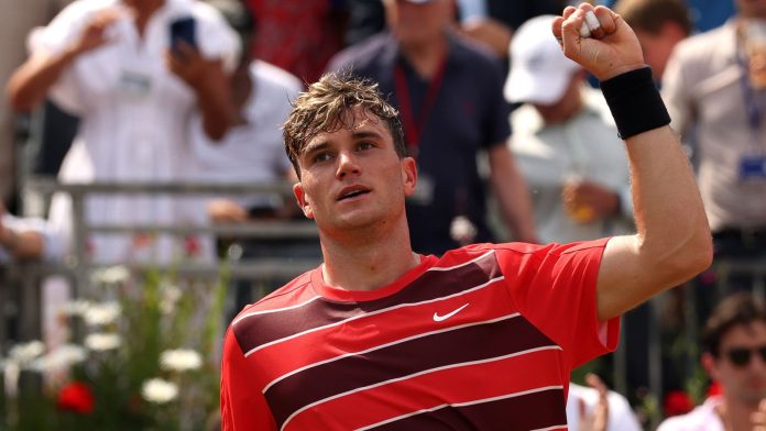 Jack Draper at Queen’s Club: Wimbledon hope makes dream start to grass season at HSBC Championships