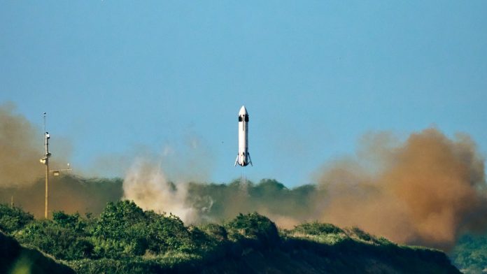 Honda’s Playing with Robots and Reusable Rockets—Look Out, Tesla and SpaceX?