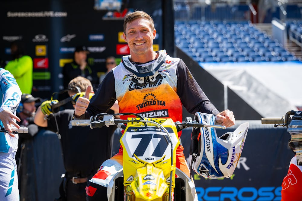 new-pulpmx-gives-back-program-raises-over-13000-for-jerry-robin.jpg New PulpMX Gives Back Program Raises Over $13,000 for Jerry Robin