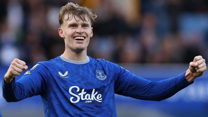 Everton open new contract talks with Jarrad Branthwaite